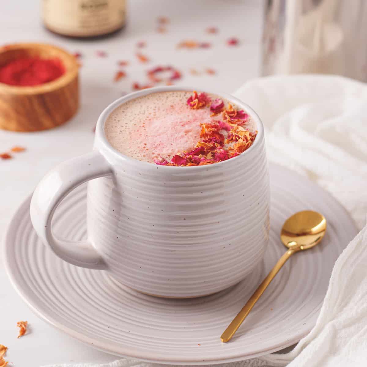 rose tea latte